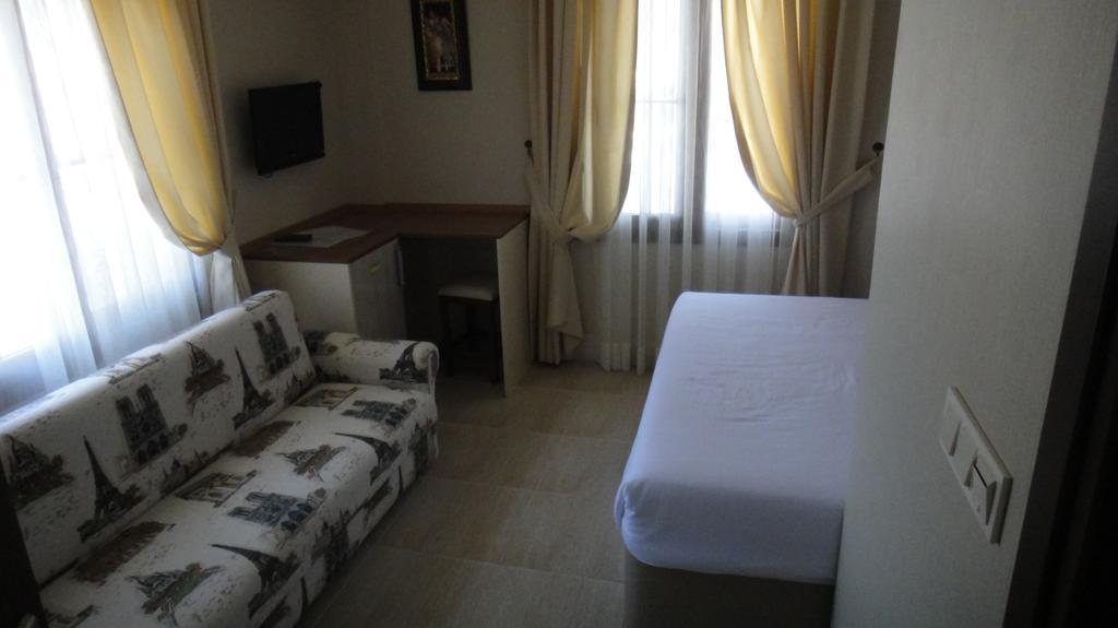 Golden Stone Butik Otel Cesme Room photo